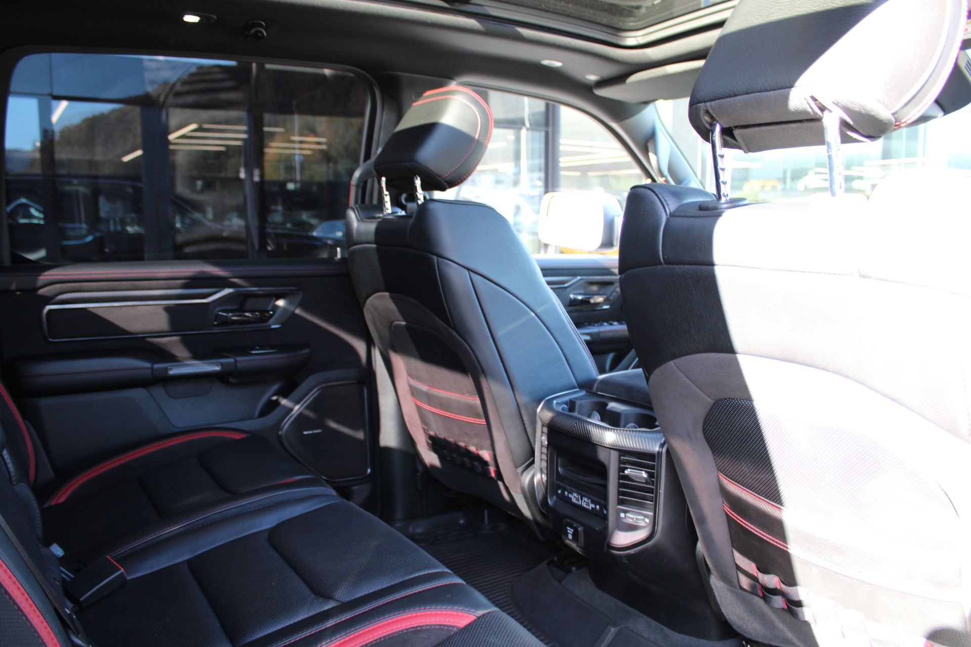 DODGE TRX 6.2 V8 711 PS-image-5