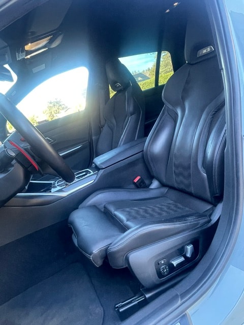 BMW M3 Touring xDrive Competition M-image-18
