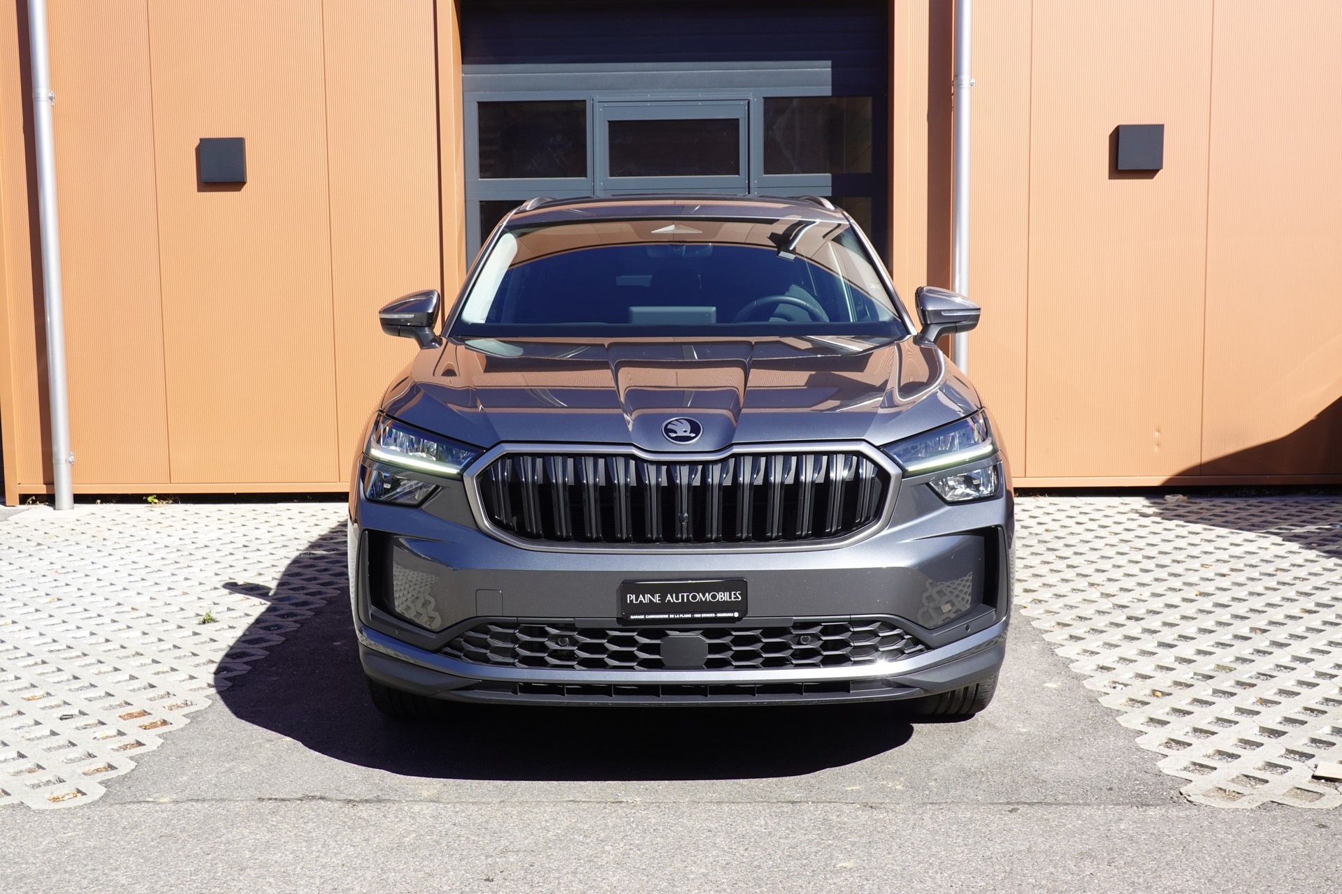 SKODA Kodiaq 1.5 TSI mHEV * 7 Places * Crochet remorque * Caméra * Tempomat Adaptatif * Clim Auto * Hayon Electrique *"-image-1