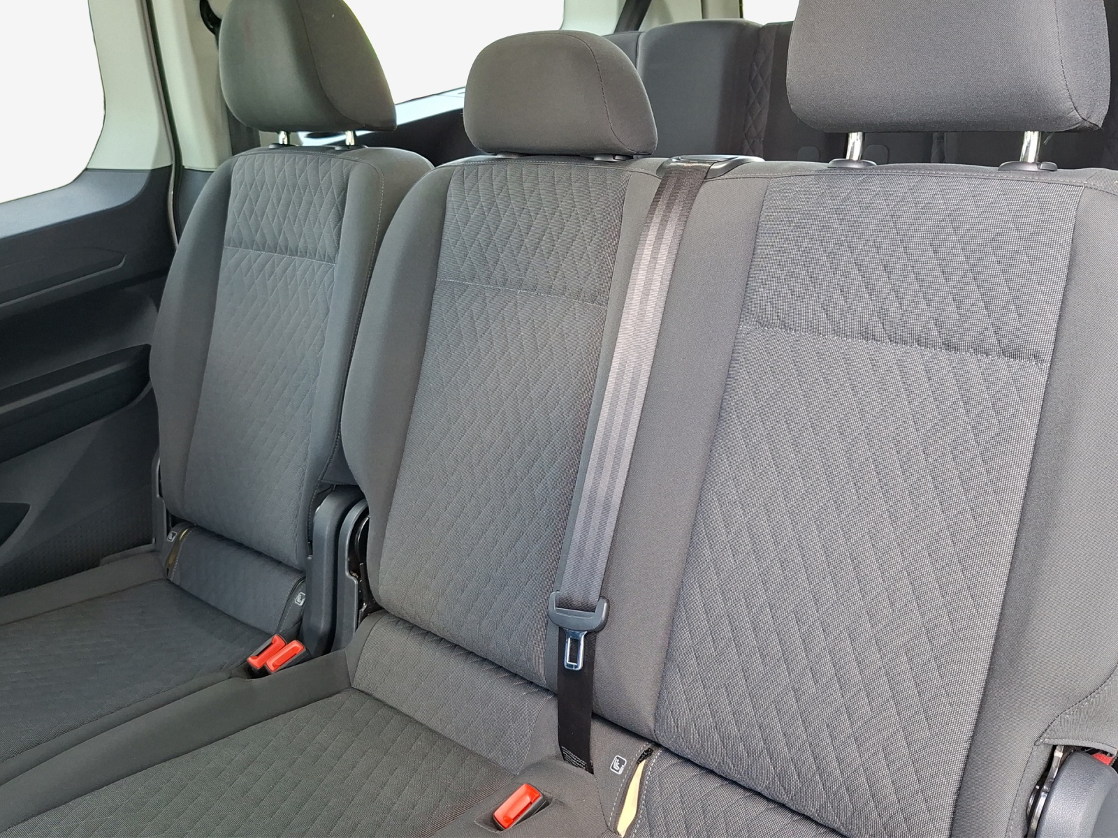 VW Caddy Maxi 1.5 TSI Plug in Hybrid Life DSG-image-12