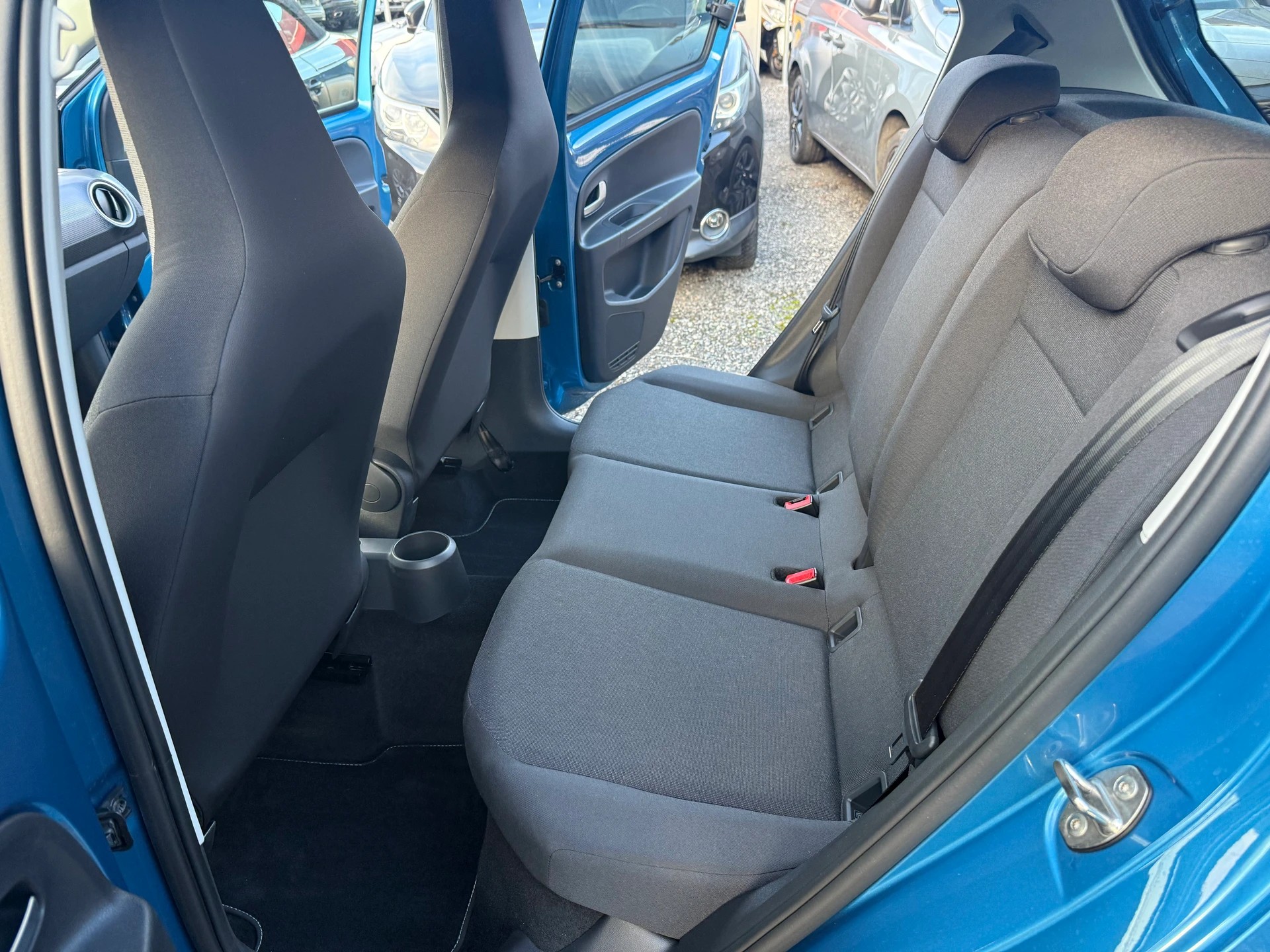 VW Up 1.0 MPI move up-image-4