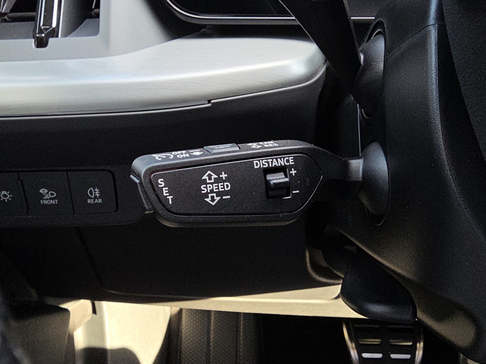 AUDI Q4 Sportback e-tron quattro performance Swiss Ski-image-13