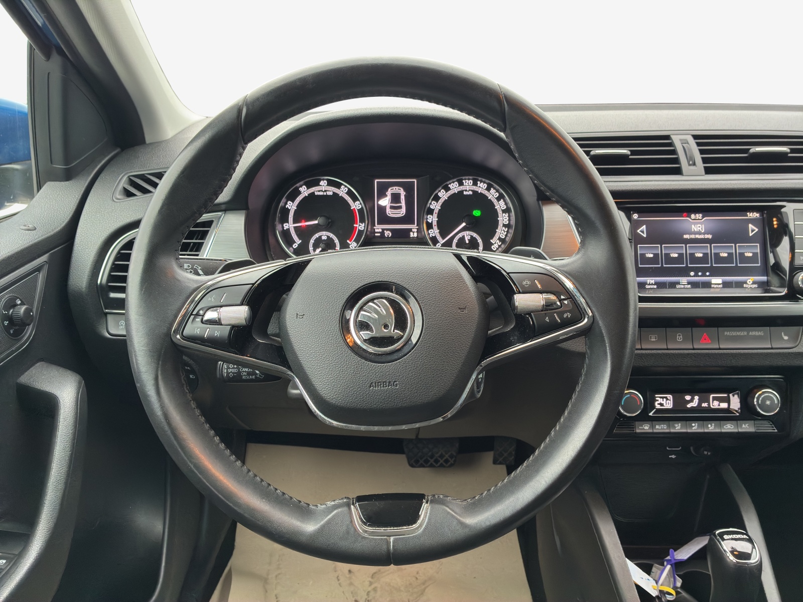 SKODA Fabia 1.0 TSI Style DSG-image-9