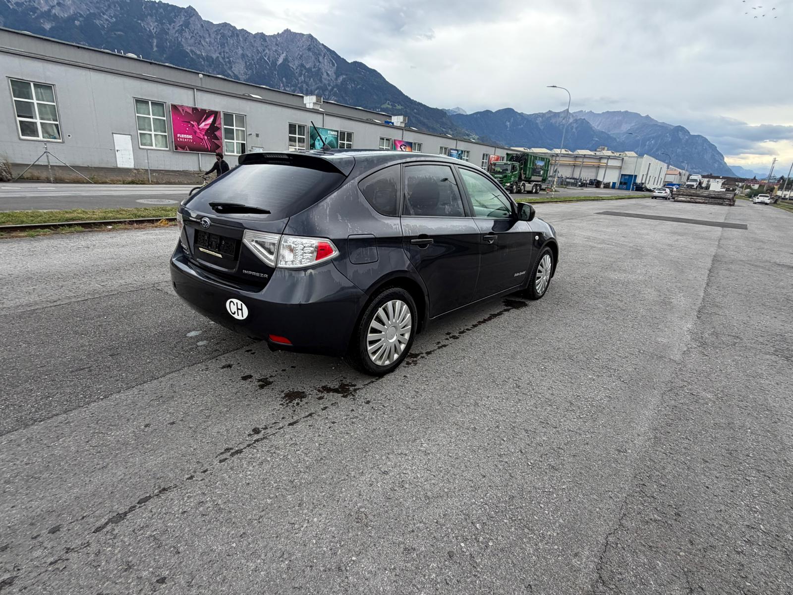 SUBARU Impreza 2.0R Limited S-image-3
