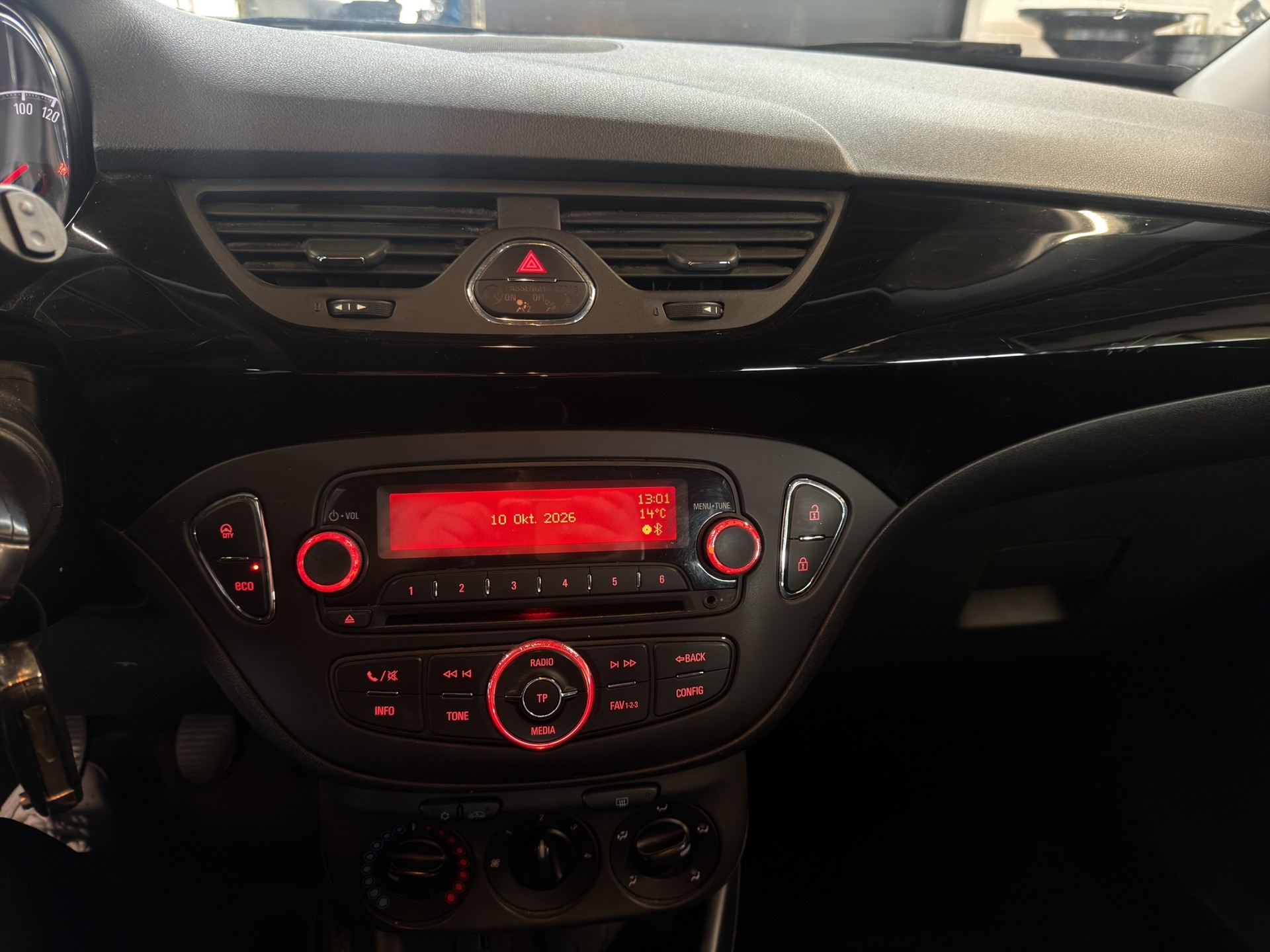 OPEL Corsa 1.3 CDTI Enjoy-image-14