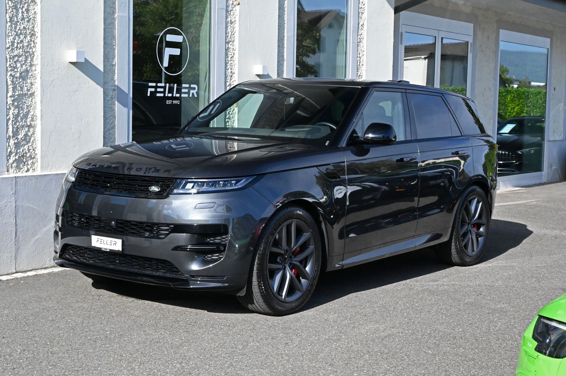 LAND ROVER Range Rover Sport D300 3.0 TD6 MHEV Dynamic SE Automatic-image-0