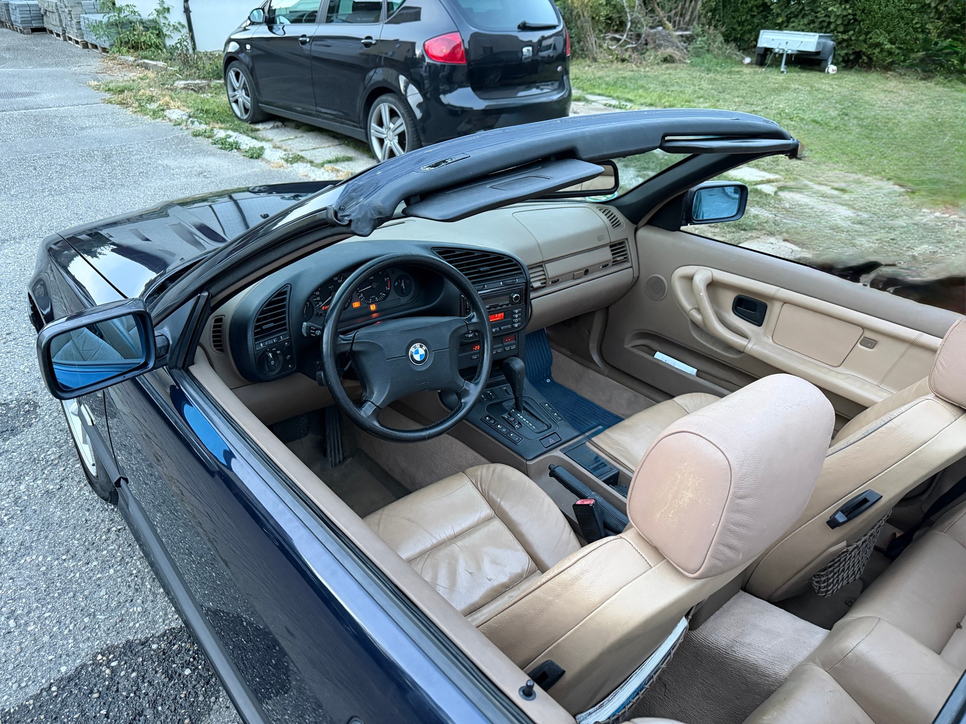 BMW 318i Cabrio-image-7