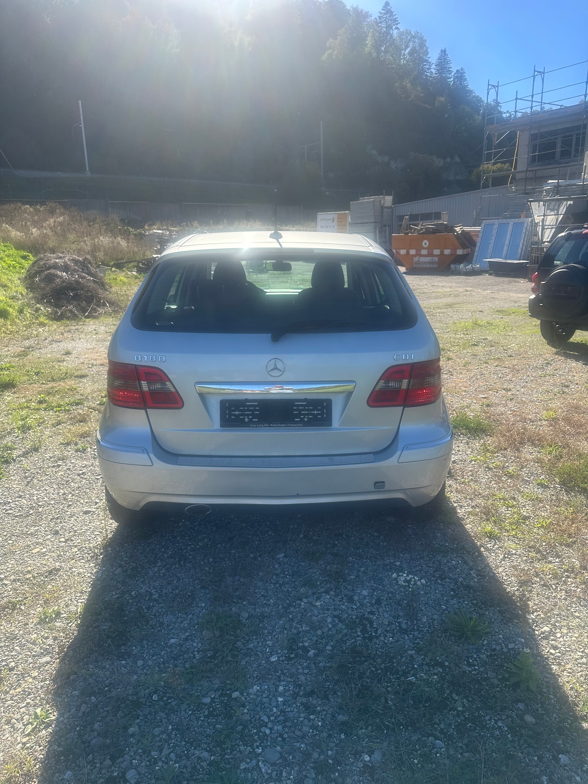 MERCEDES-BENZ B 180 CDI Autotronic-image-1