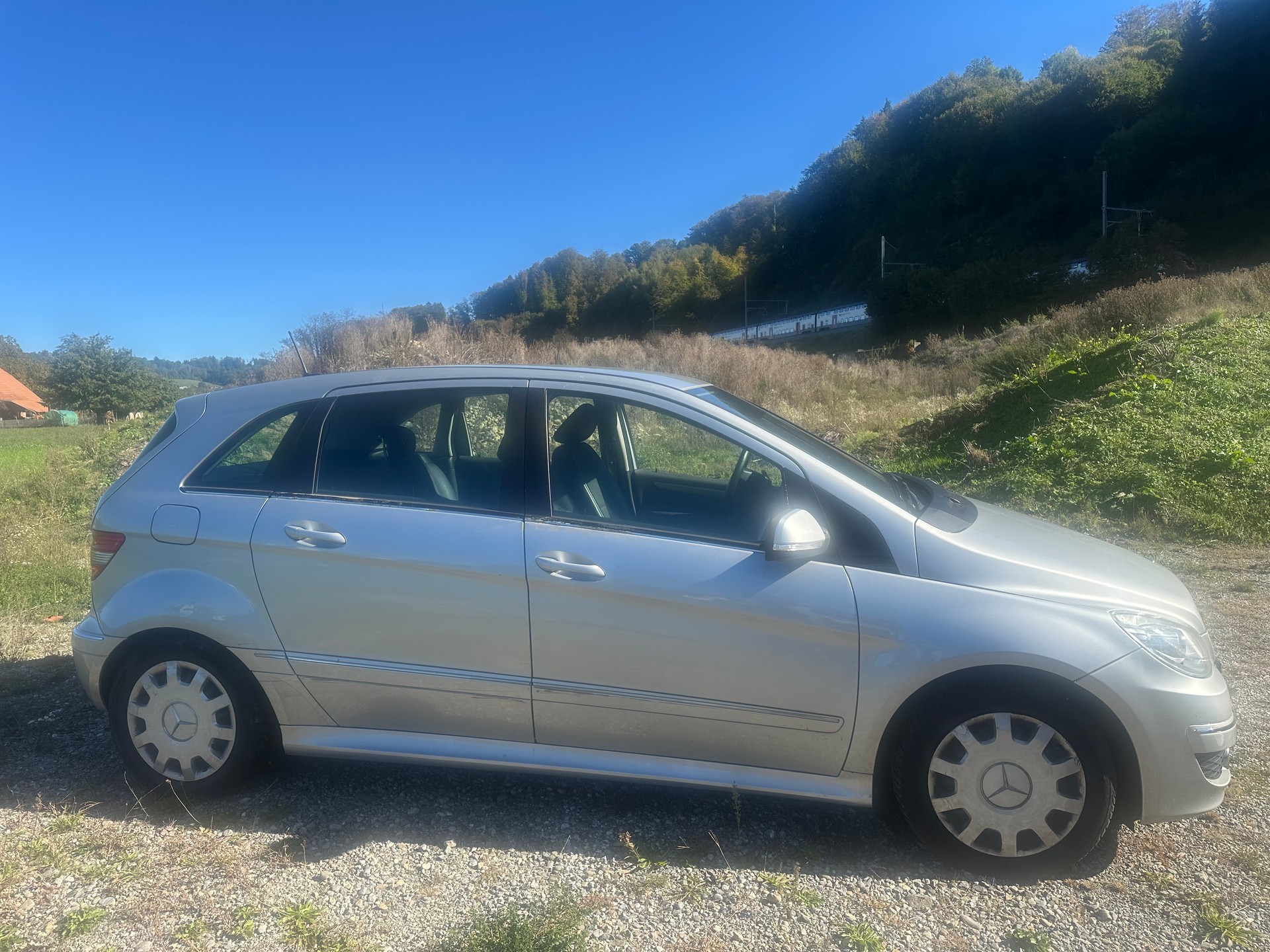 MERCEDES-BENZ B 180 CDI Autotronic-image-4
