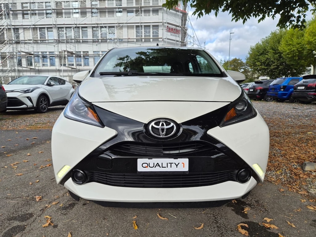 TOYOTA Aygo 1.0 VVT-i x-play MultiMode-image-1