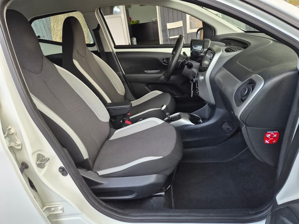 TOYOTA Aygo 1.0 VVT-i x-play MultiMode-image-10