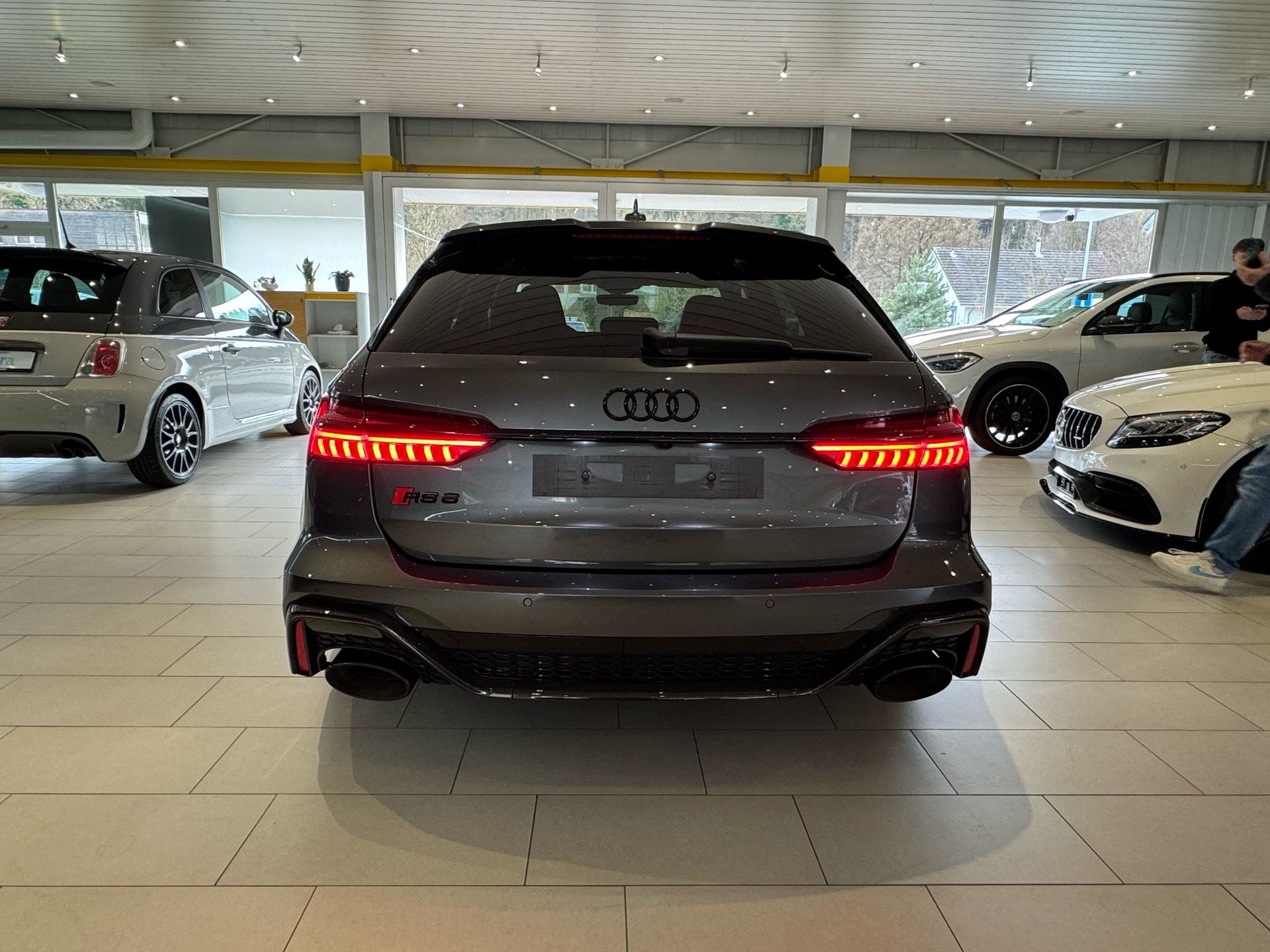 AUDI RS6 Avant 4.0 TFSI V8 quattro-image-5