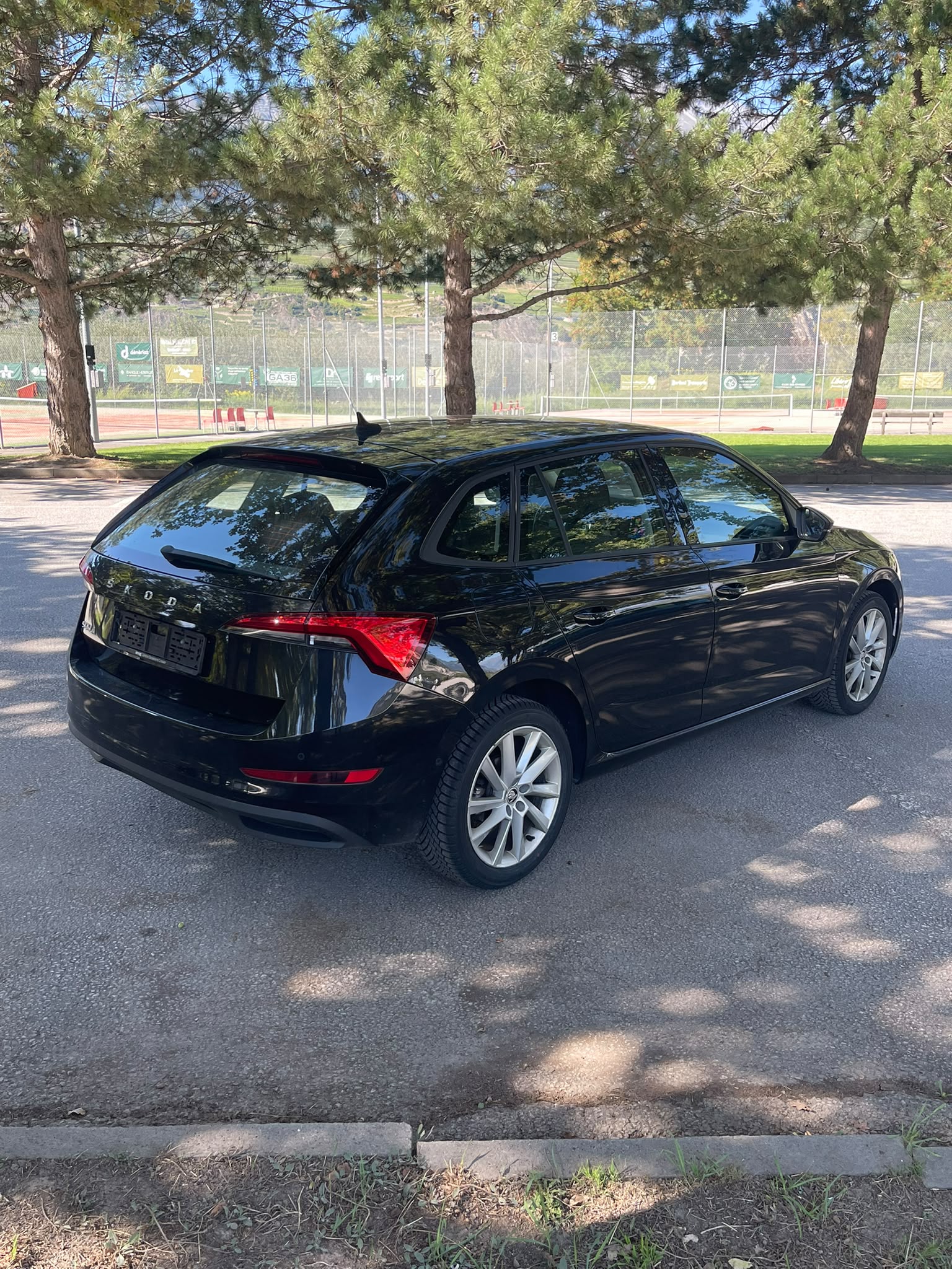 SKODA Scala 1.5 TSI ACT Ambition DSG-image-4