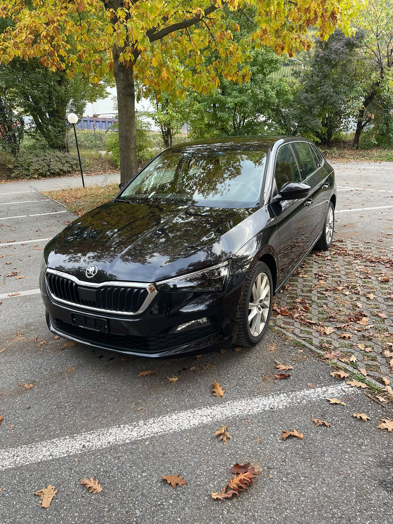 SKODA Scala 1.5 TSI ACT Ambition DSG-image-1