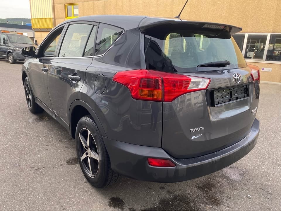 TOYOTA RAV-4 2.0 16V-image-2