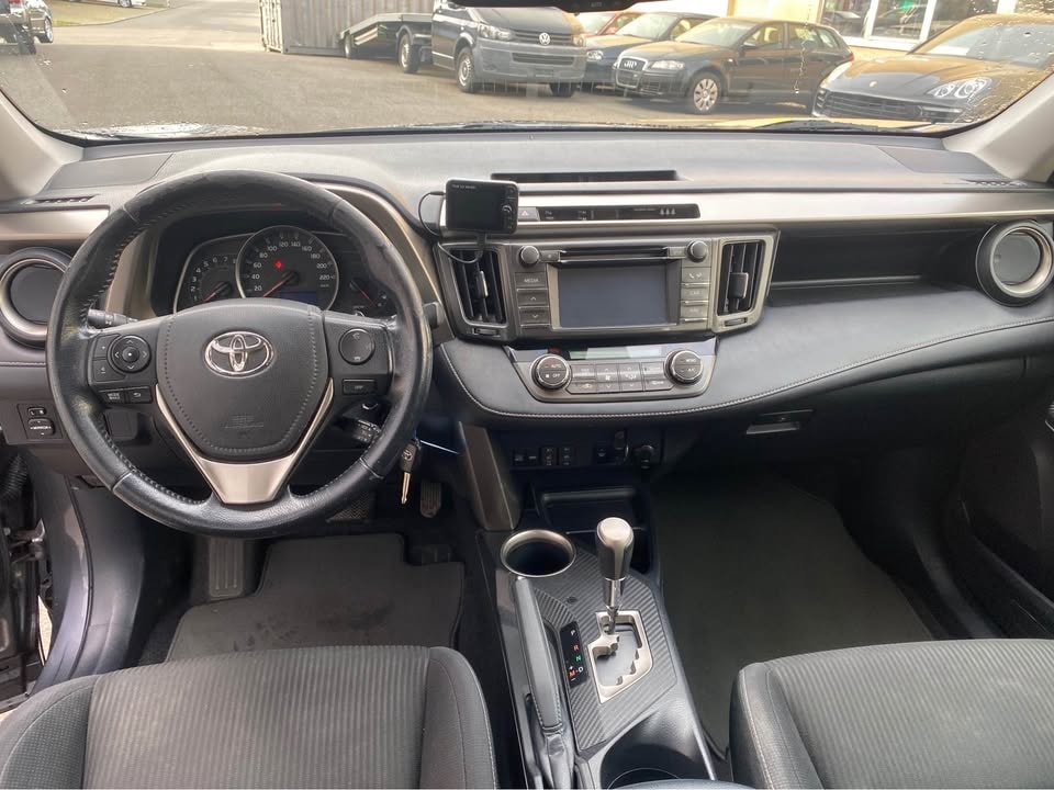 TOYOTA RAV-4 2.0 16V-image-4