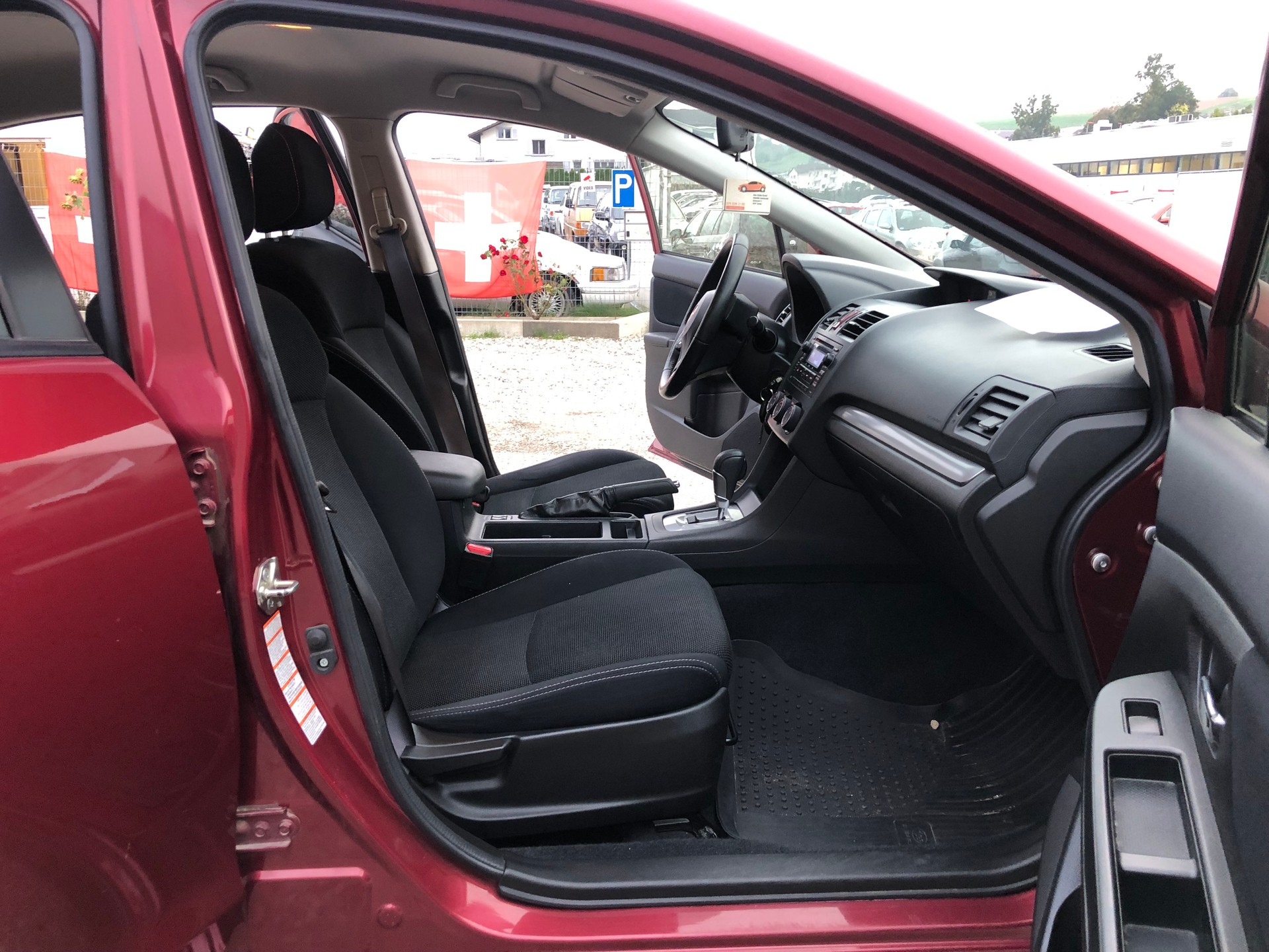 SUBARU XV 1.6 Swiss Two AWD CVT-image-6