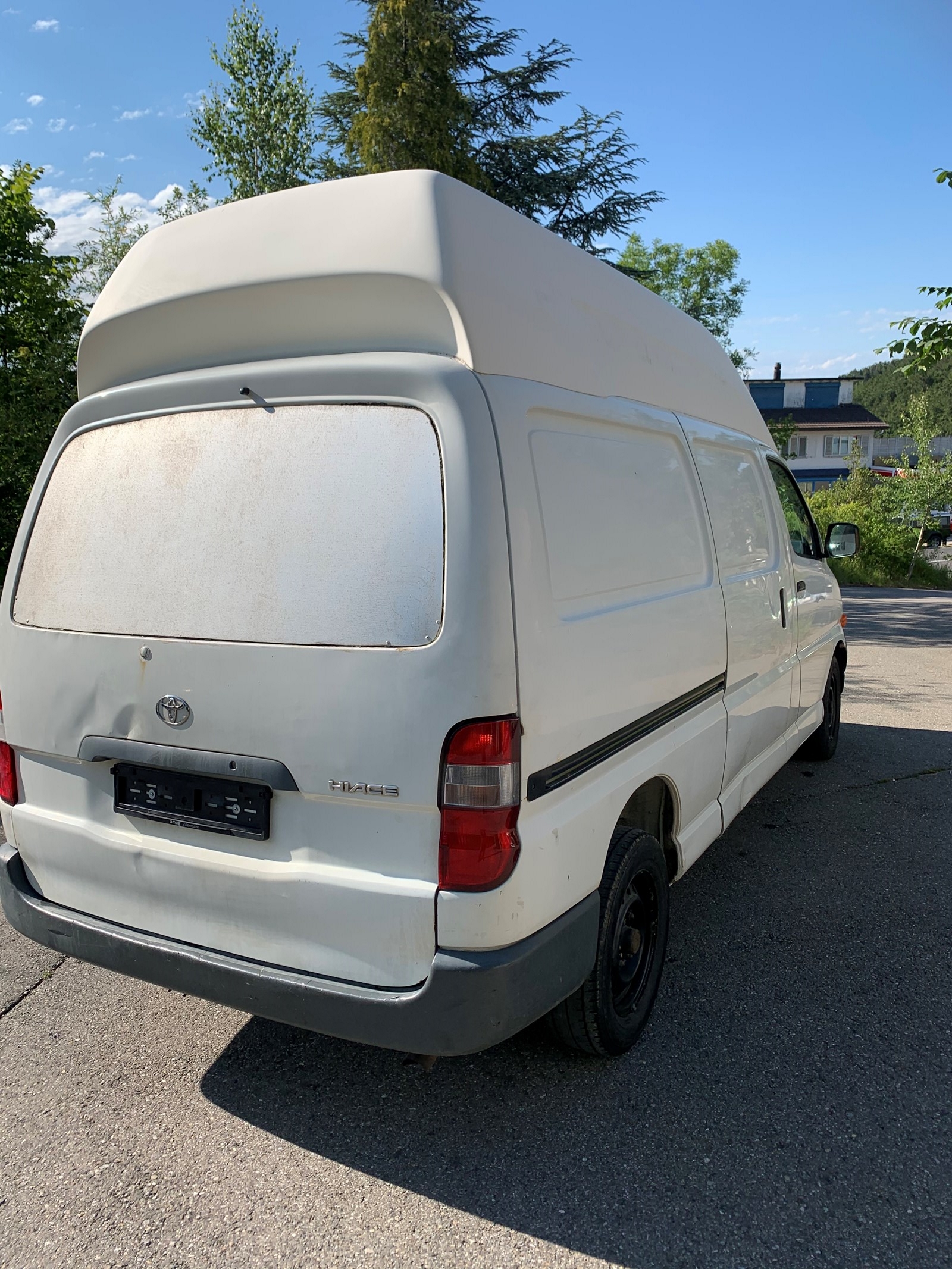 TOYOTA Hiace D-4D A/T LWB Kombi-image-3