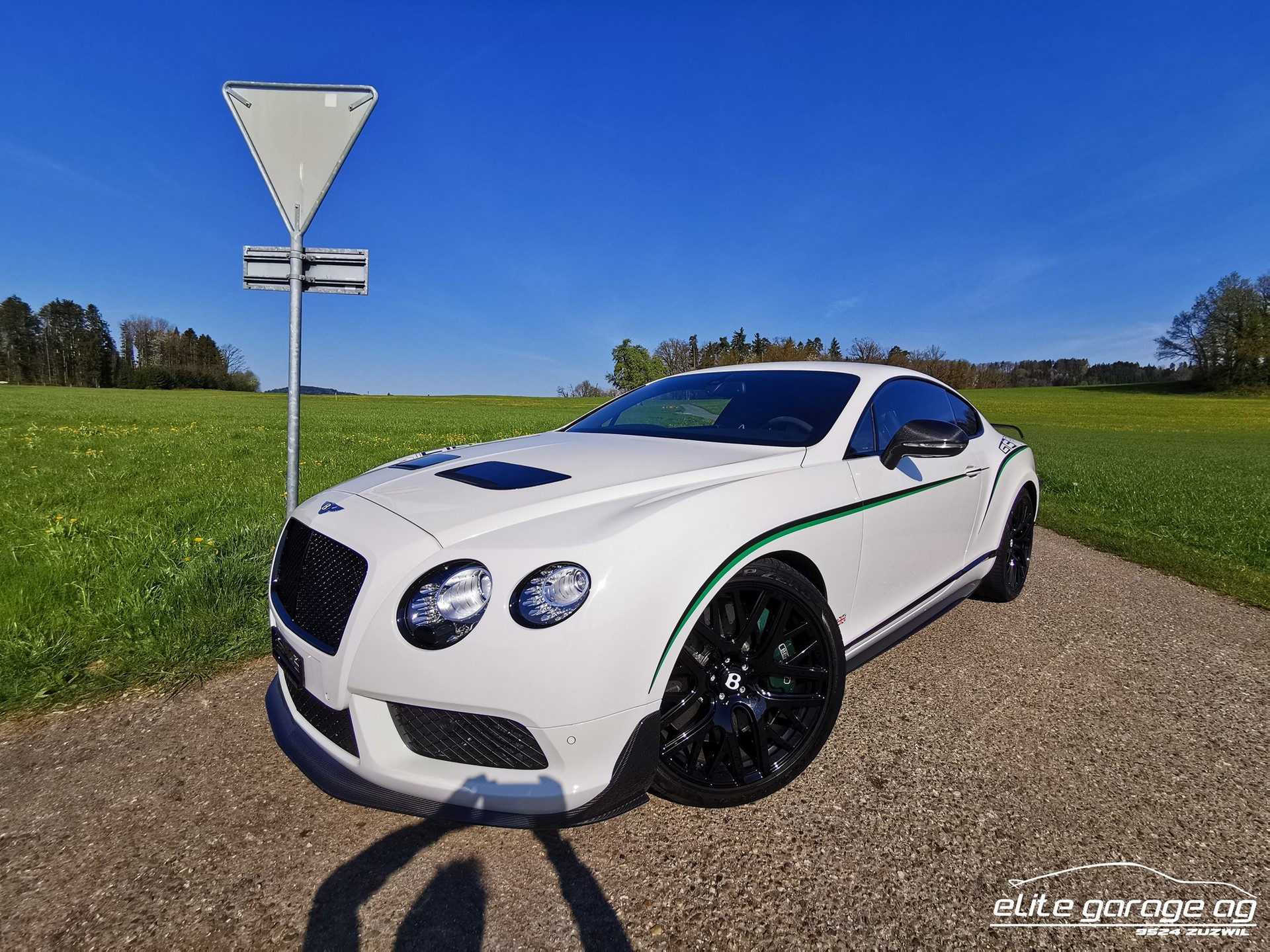 BENTLEY Continental GT3-R-image-3