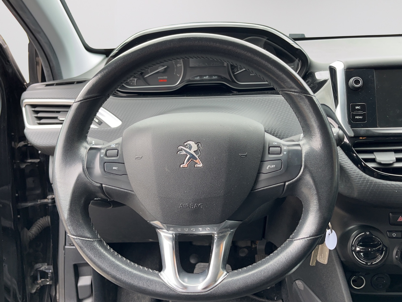 PEUGEOT 2008 1.2 PureTech Active EAT6-image-9