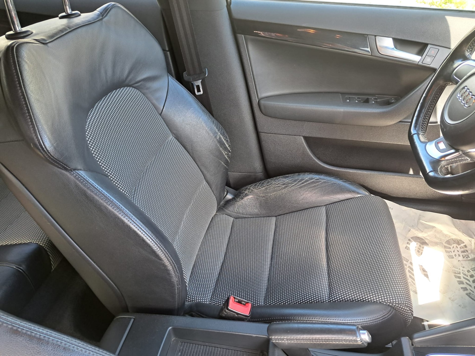 AUDI S3 Sportback 2.0 TFSI quattro-image-6