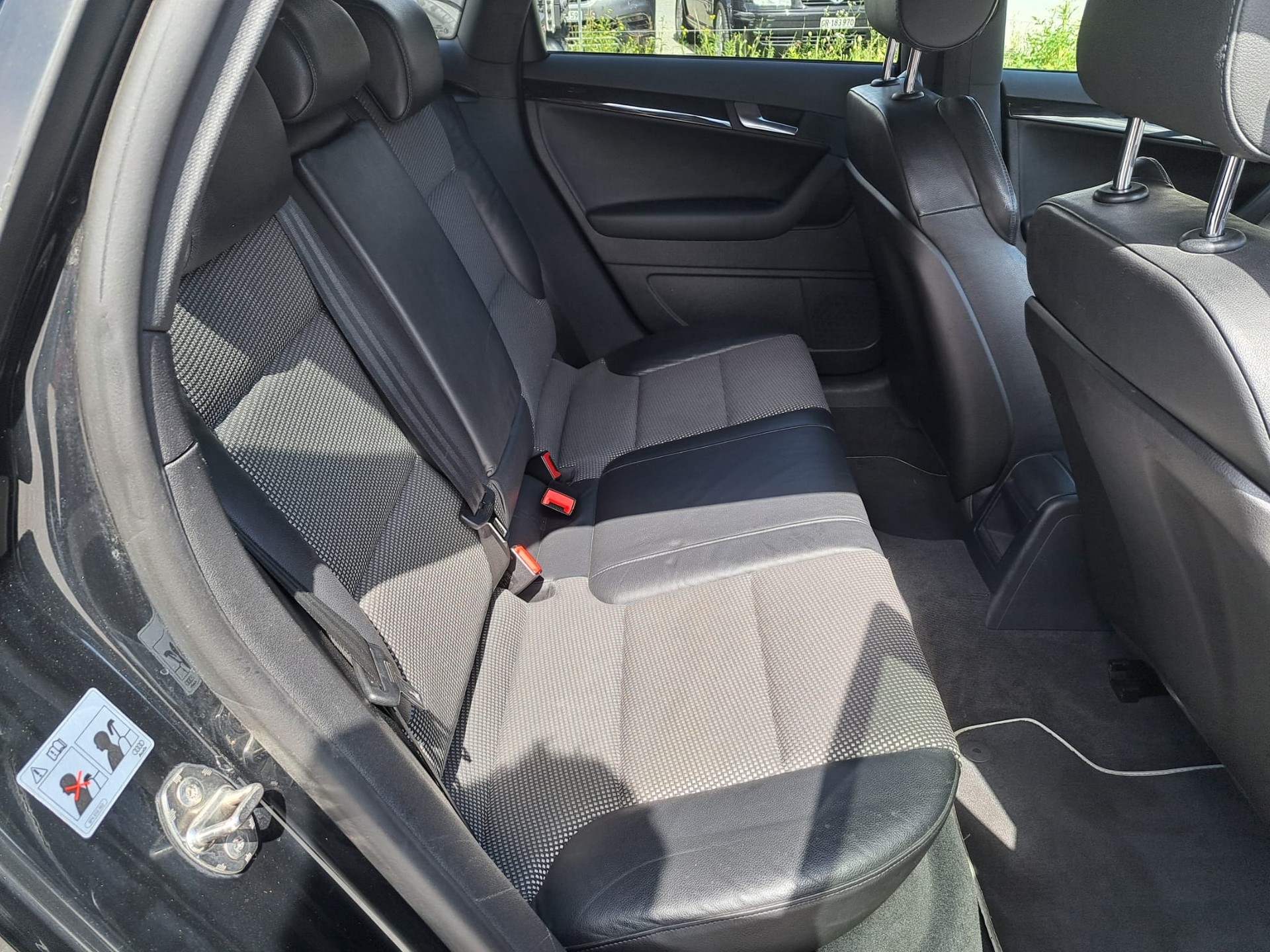 AUDI S3 Sportback 2.0 TFSI quattro-image-7