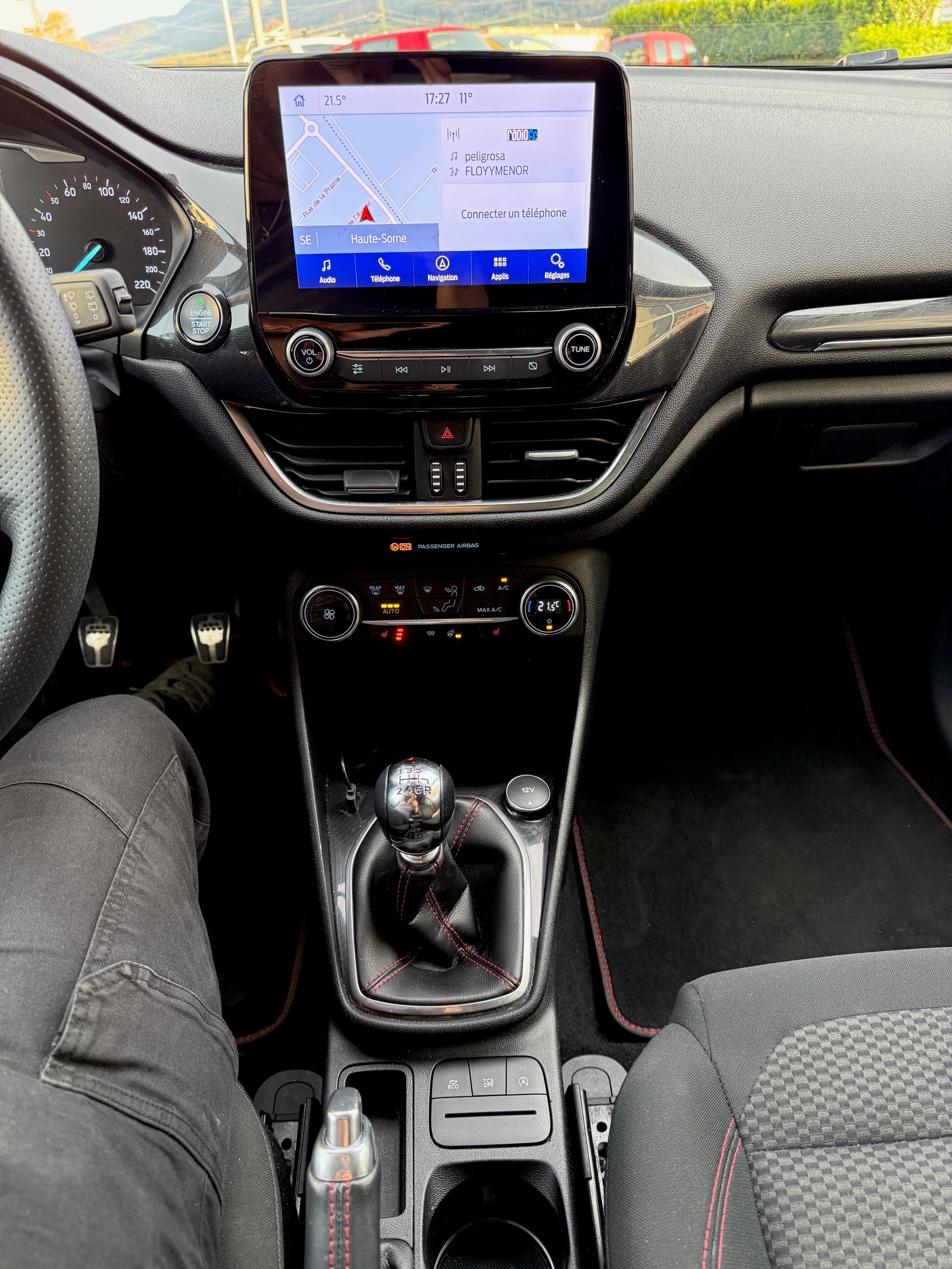 FORD Fiesta 1.0 SCTi ST Line-image-10