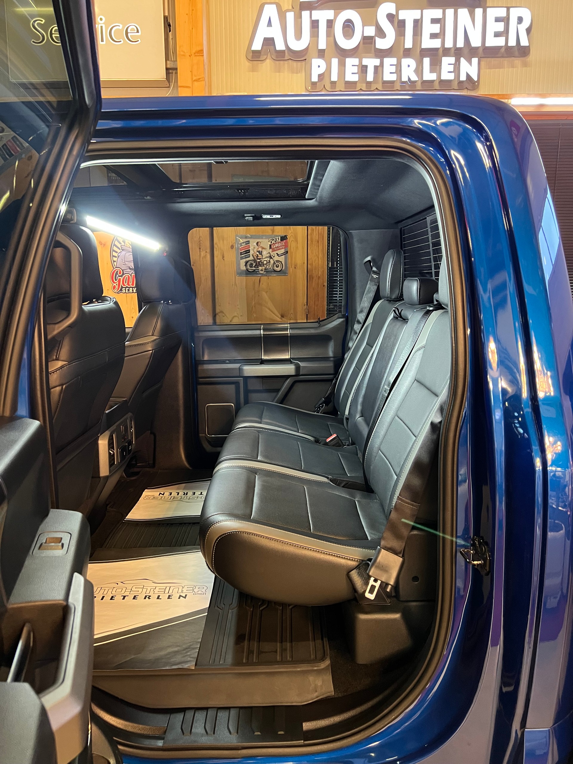 FORD F-150 "RAPTOR V6 450 PS" PICK UP. 2017 AB MFK AB SERVICE. 5 PLÄTZER MIT AHK 3500 KG . MIT GARANTIE.-image-4