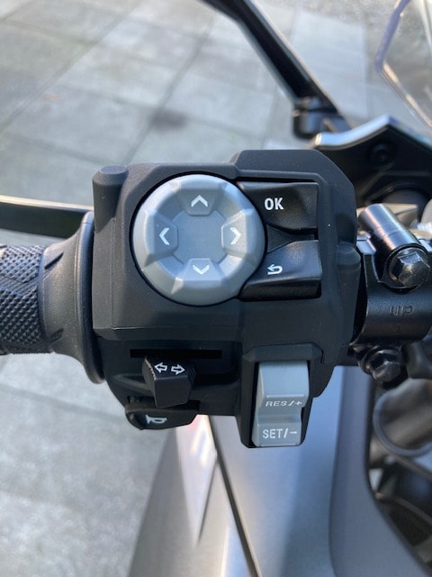 SUZUKI GT-image-6