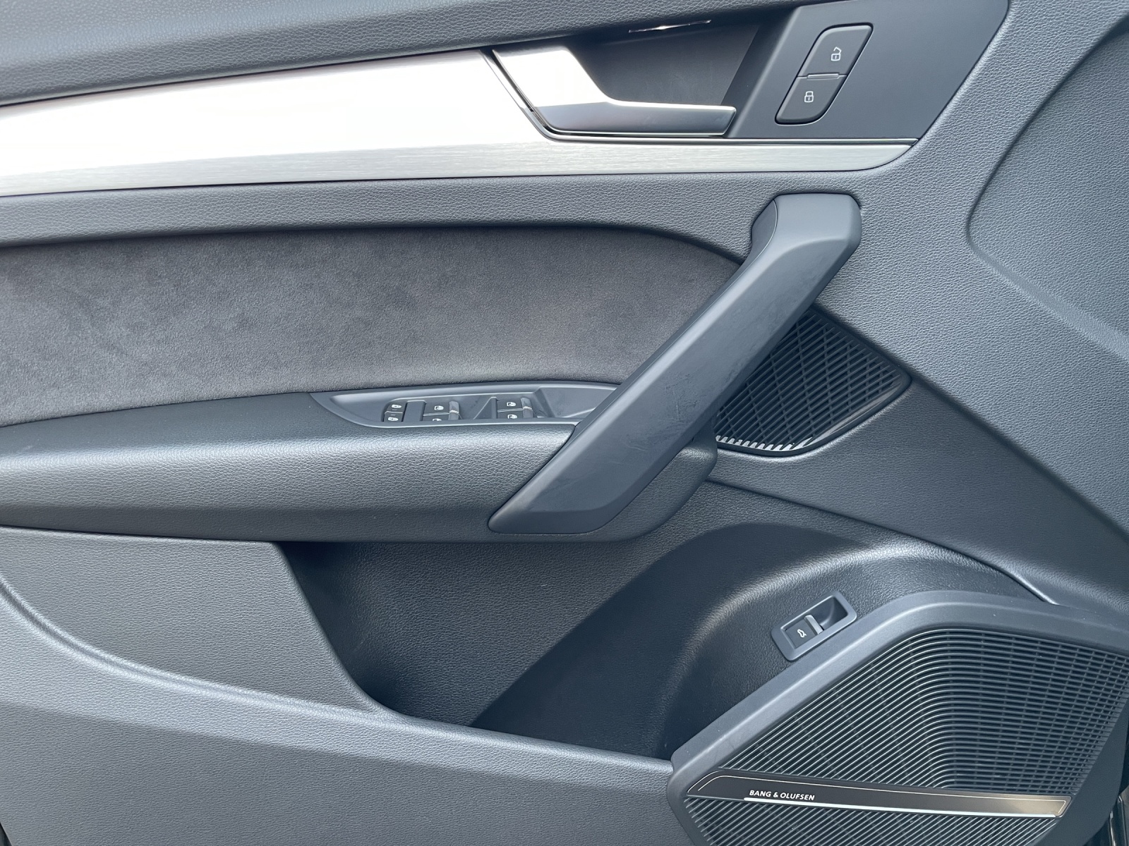 AUDI SQ5 Sportback TDI quattro tiptronic-image-8