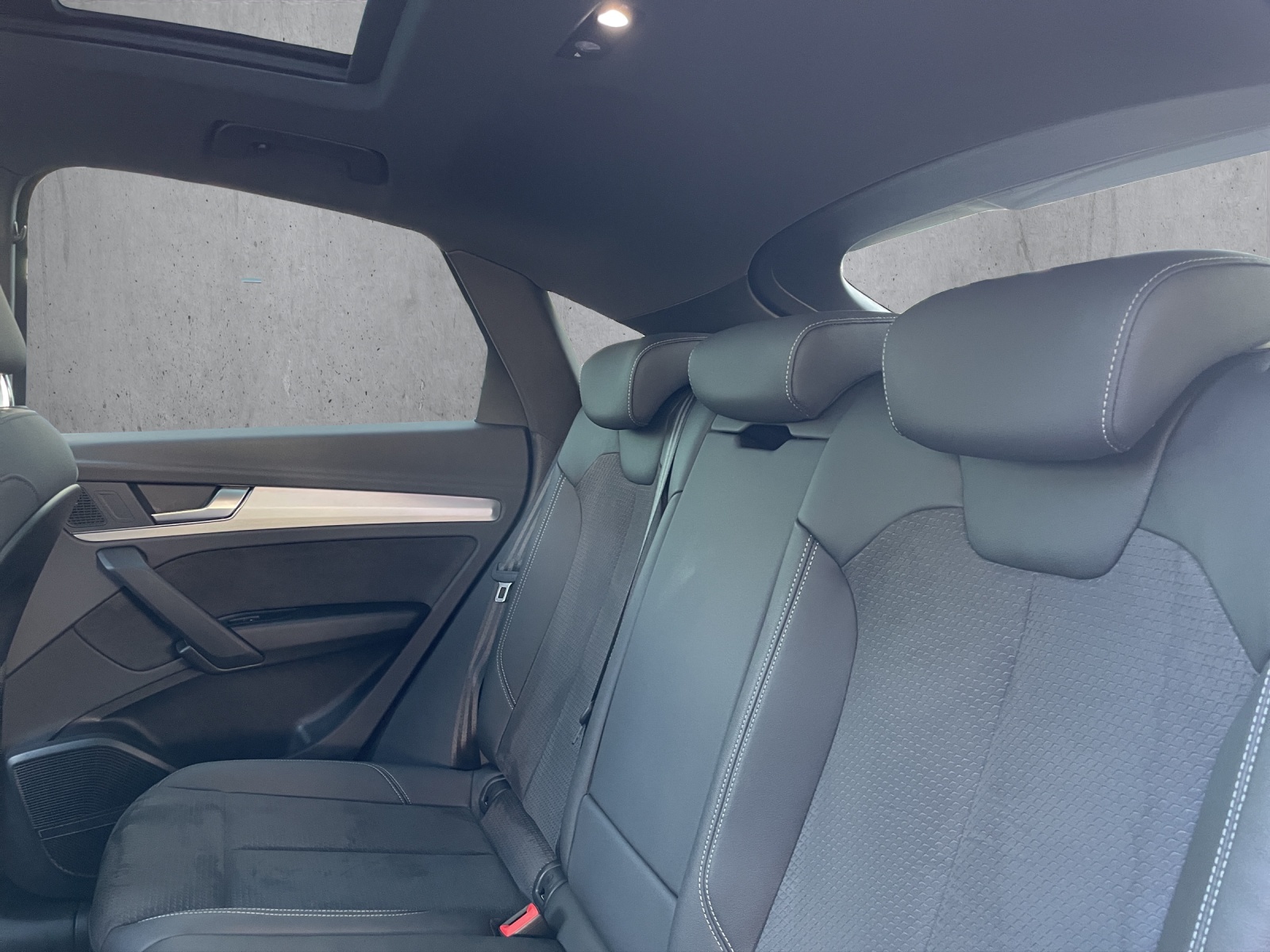 AUDI SQ5 Sportback TDI quattro tiptronic-image-13