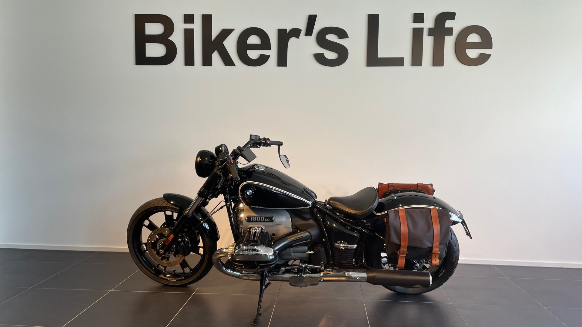 BMW R 18-showroom-element-1