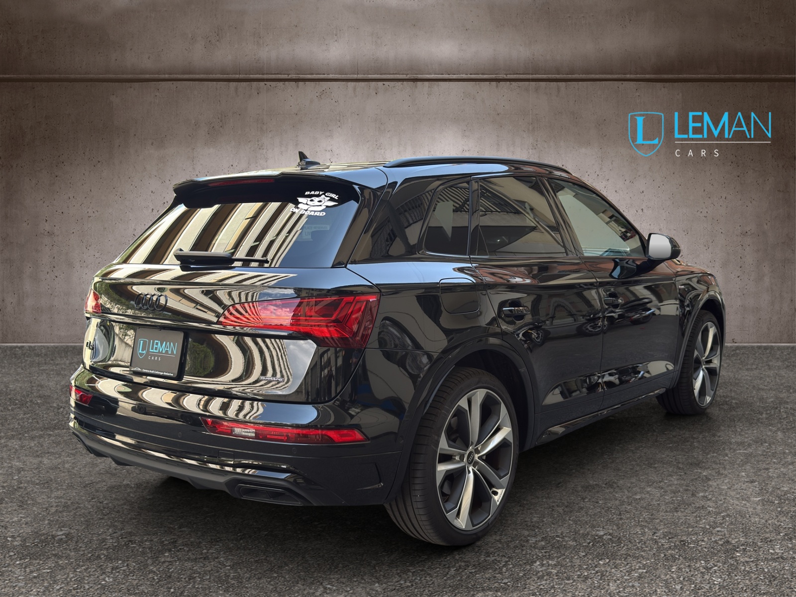 AUDI Q5 55 TFSI e PHEV S line quattro S-tronic-image-3