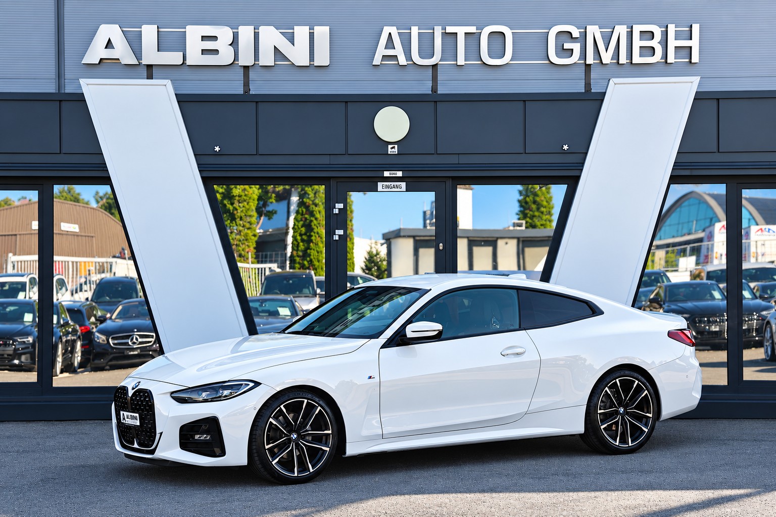 BMW 420d xDrive 48V Coupé M Sport Steptronic-image-0