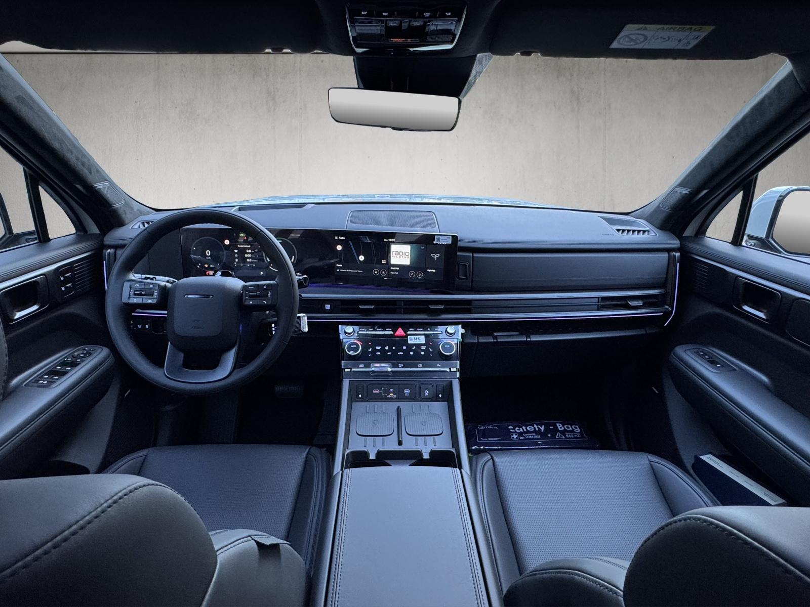 HYUNDAI Santa Fe 1.6 T-GDi HEV Calligraphy-image-13