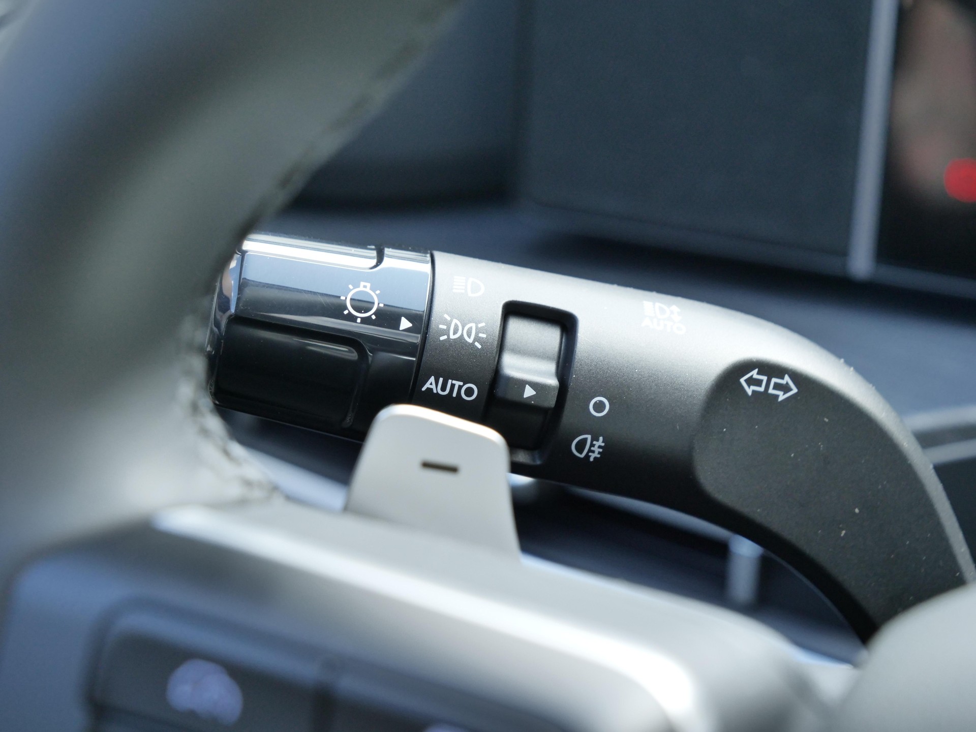 HYUNDAI Santa Fe 1.6 T-GDi HEV Calligraphy-image-28