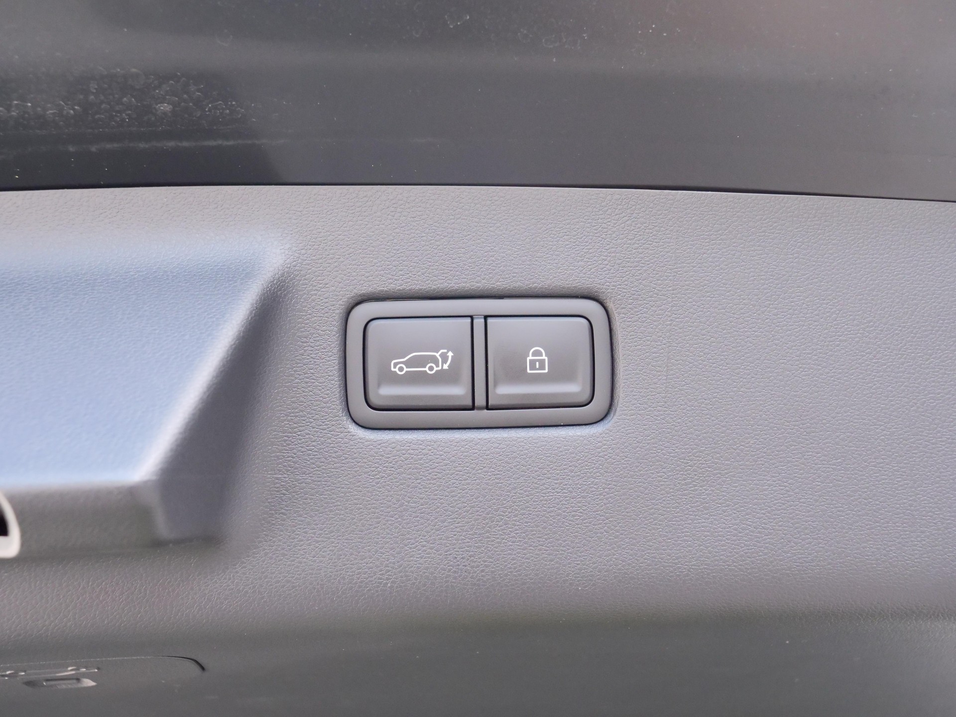 HYUNDAI Santa Fe 1.6 T-GDi HEV Calligraphy-image-15