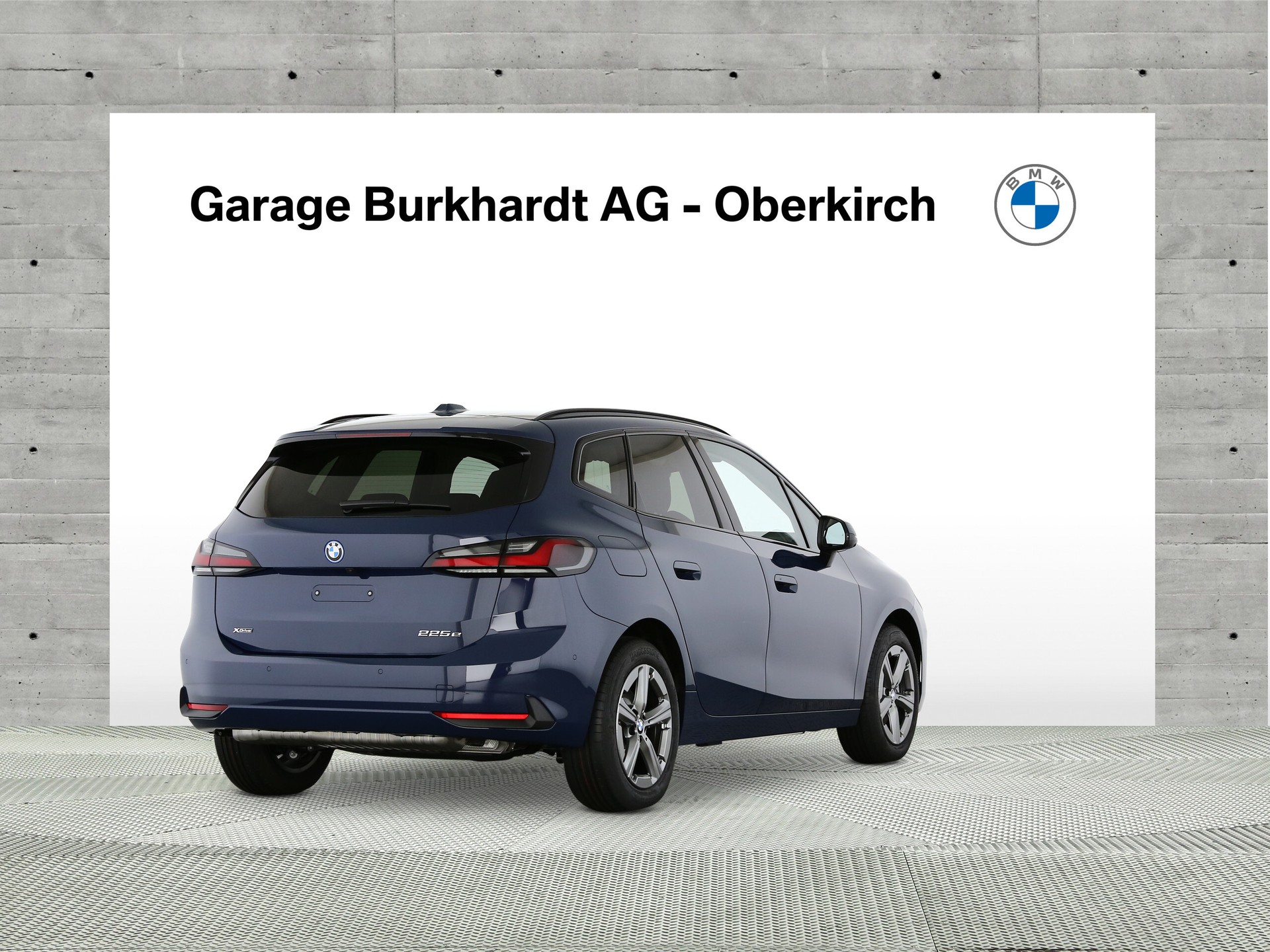 BMW 225e xDrive Act. Tourer-image-1