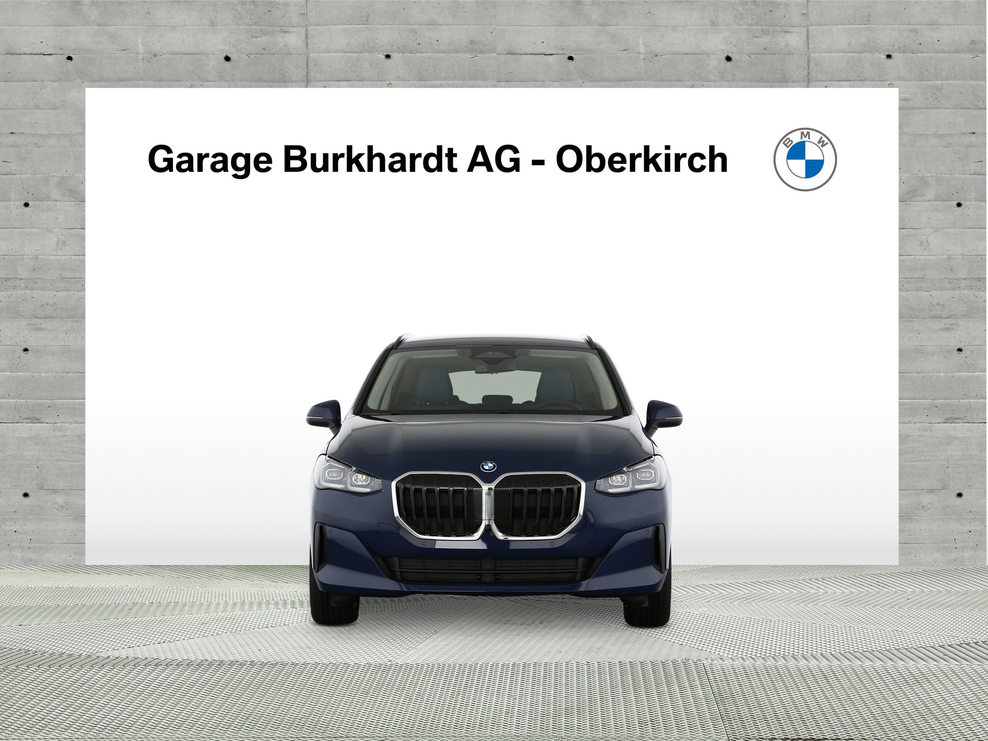 BMW 225e xDrive Act. Tourer-image-4