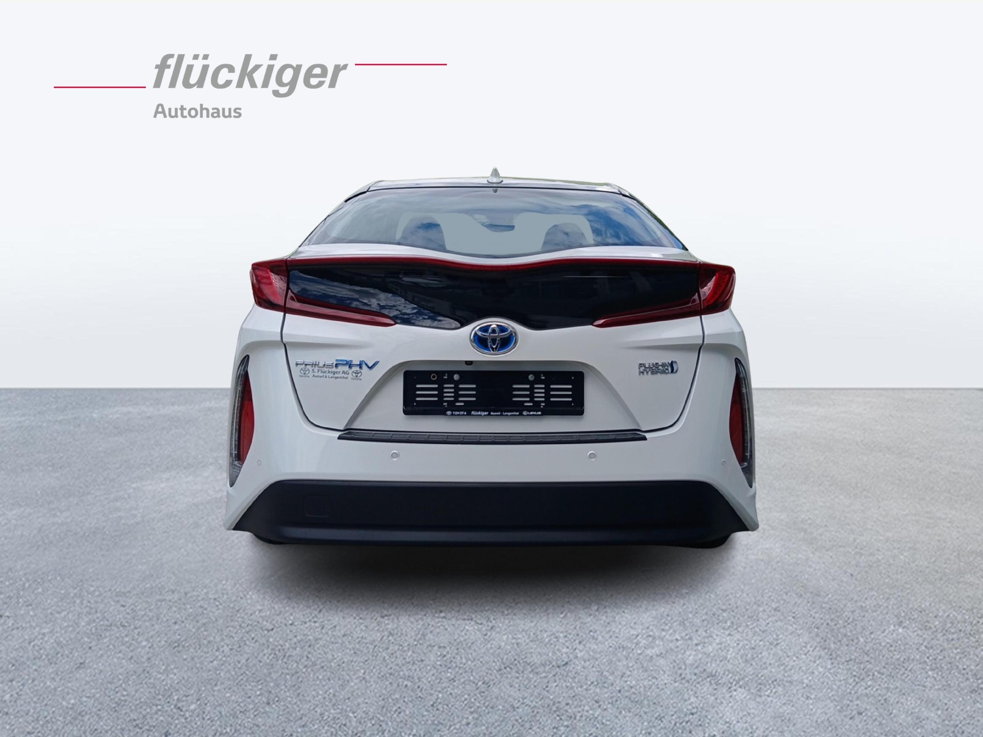TOYOTA Prius 1.8 VVTi HSD Plug-In Premium-showroom-element-3