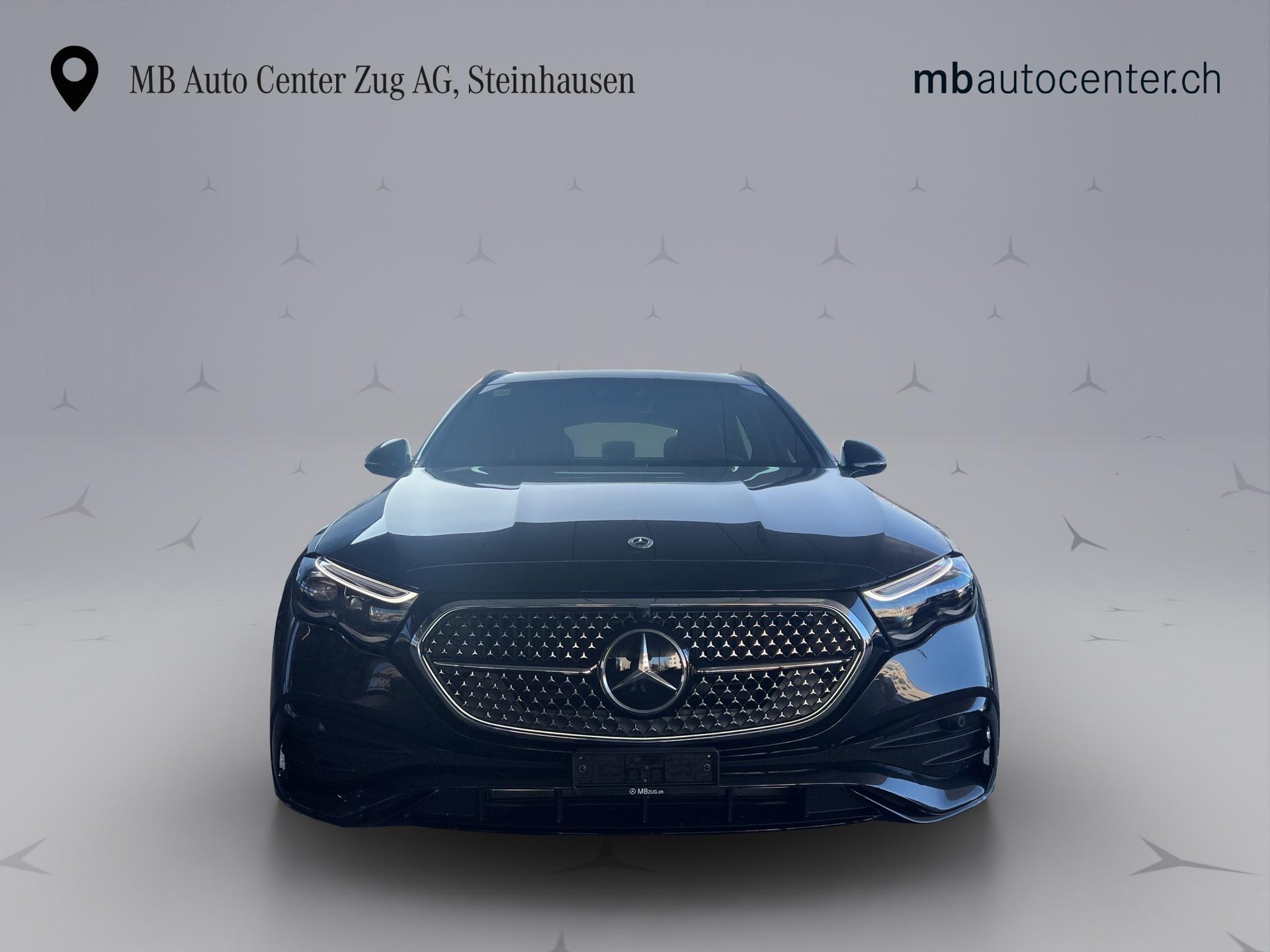 MERCEDES-BENZ E 220 d AMG Line 4matic Kombi-image-1