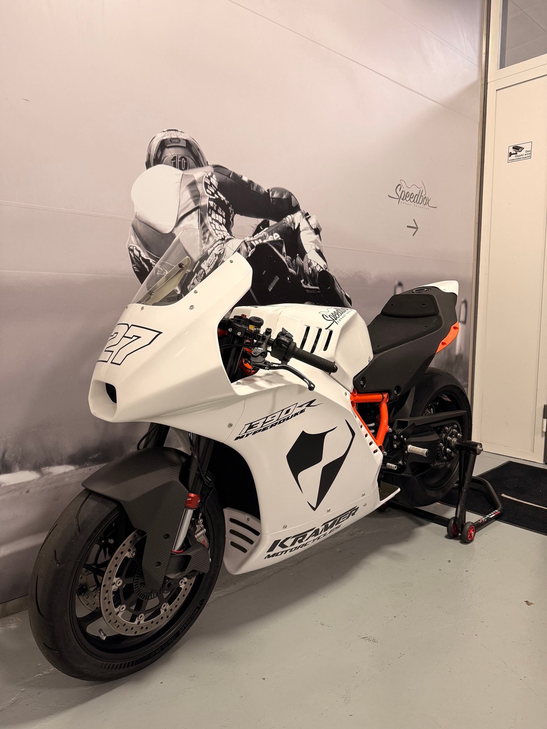 KTM 1390 Super Duke R EVO-image-2