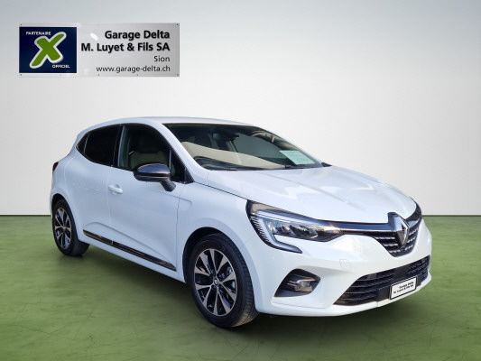 RENAULT Clio 1.6 E-Tech Techno-image-0