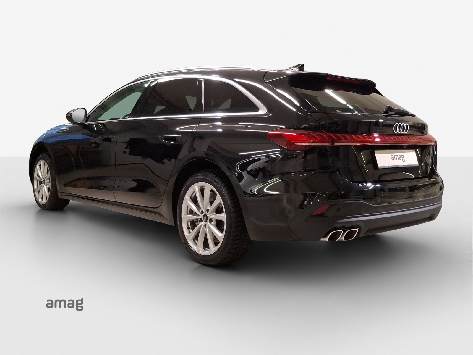 AUDI A5 Avant TDI quattro 150 kW Attraction S tronic-image-2