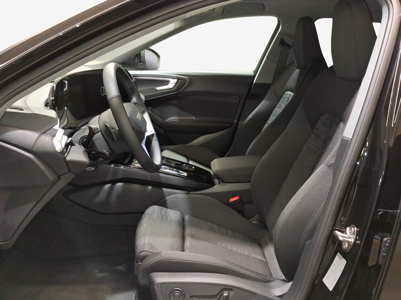AUDI A5 Avant TDI quattro 150 kW Attraction S tronic-image-7