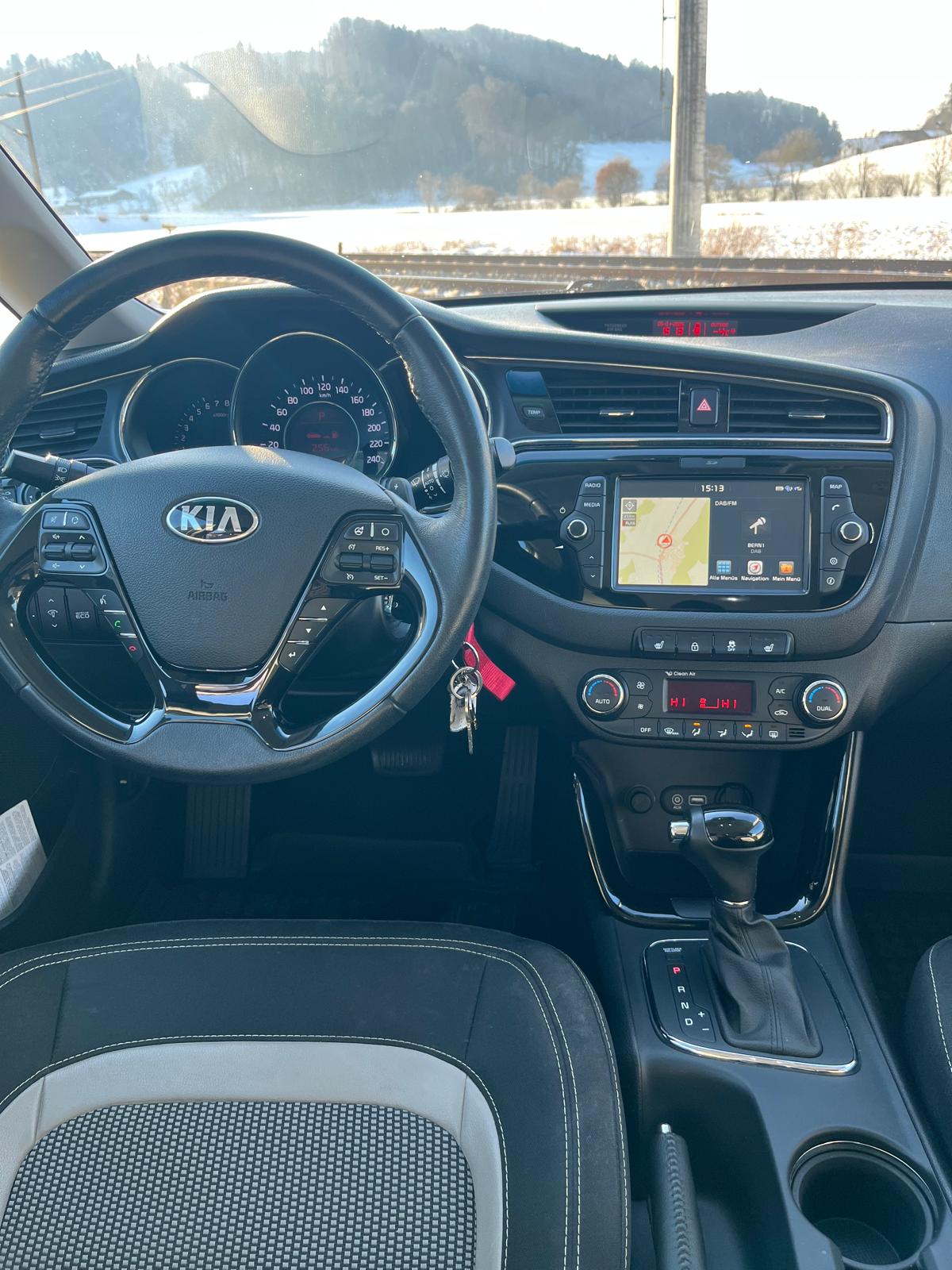 KIA Cee'd 1.6 GDi Swiss Champion DCT-image-6