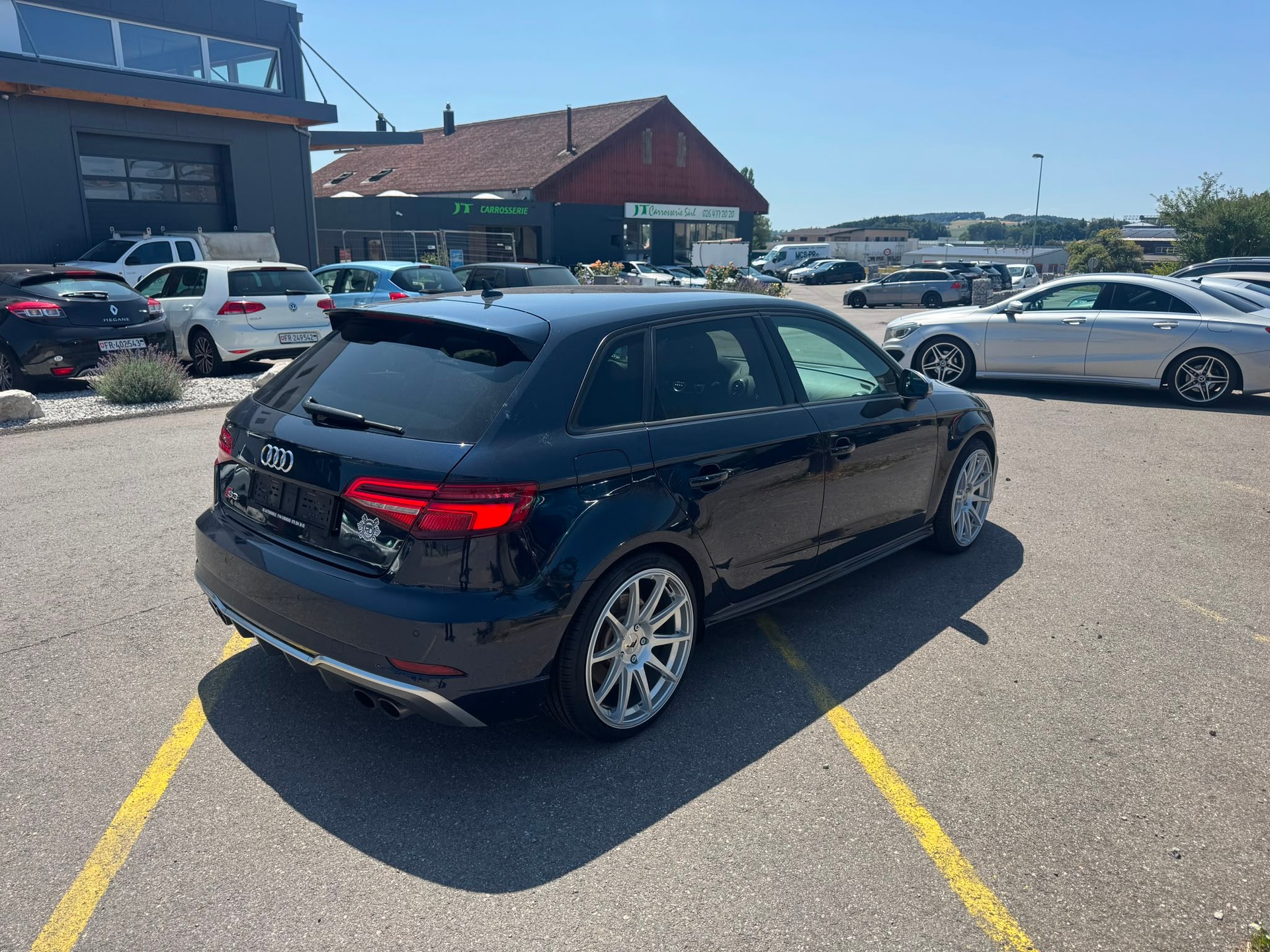 AUDI S3 Sportback 2.0 TFSI quattro S-tronic-image-4