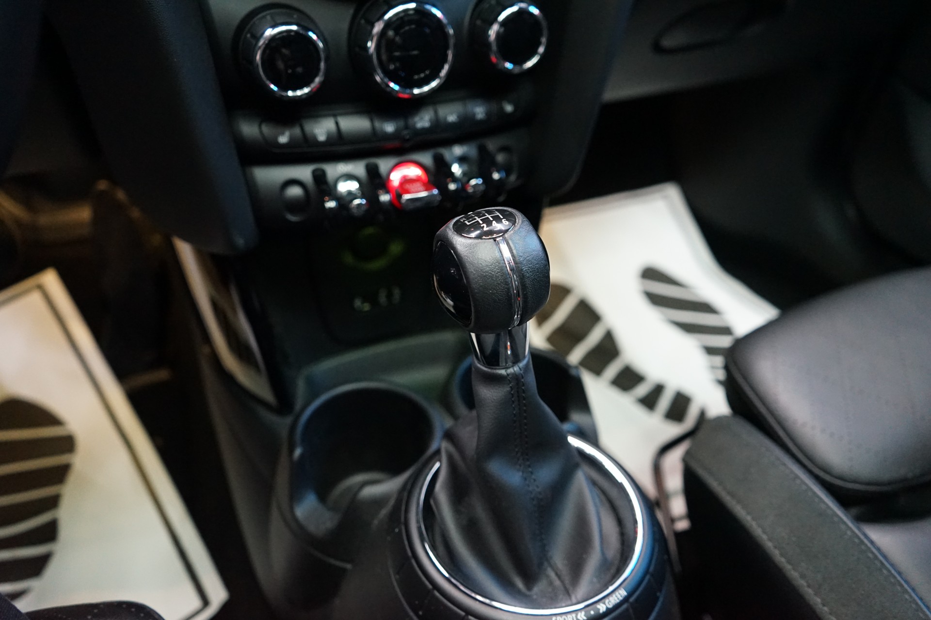 MINI Cooper S-image-10