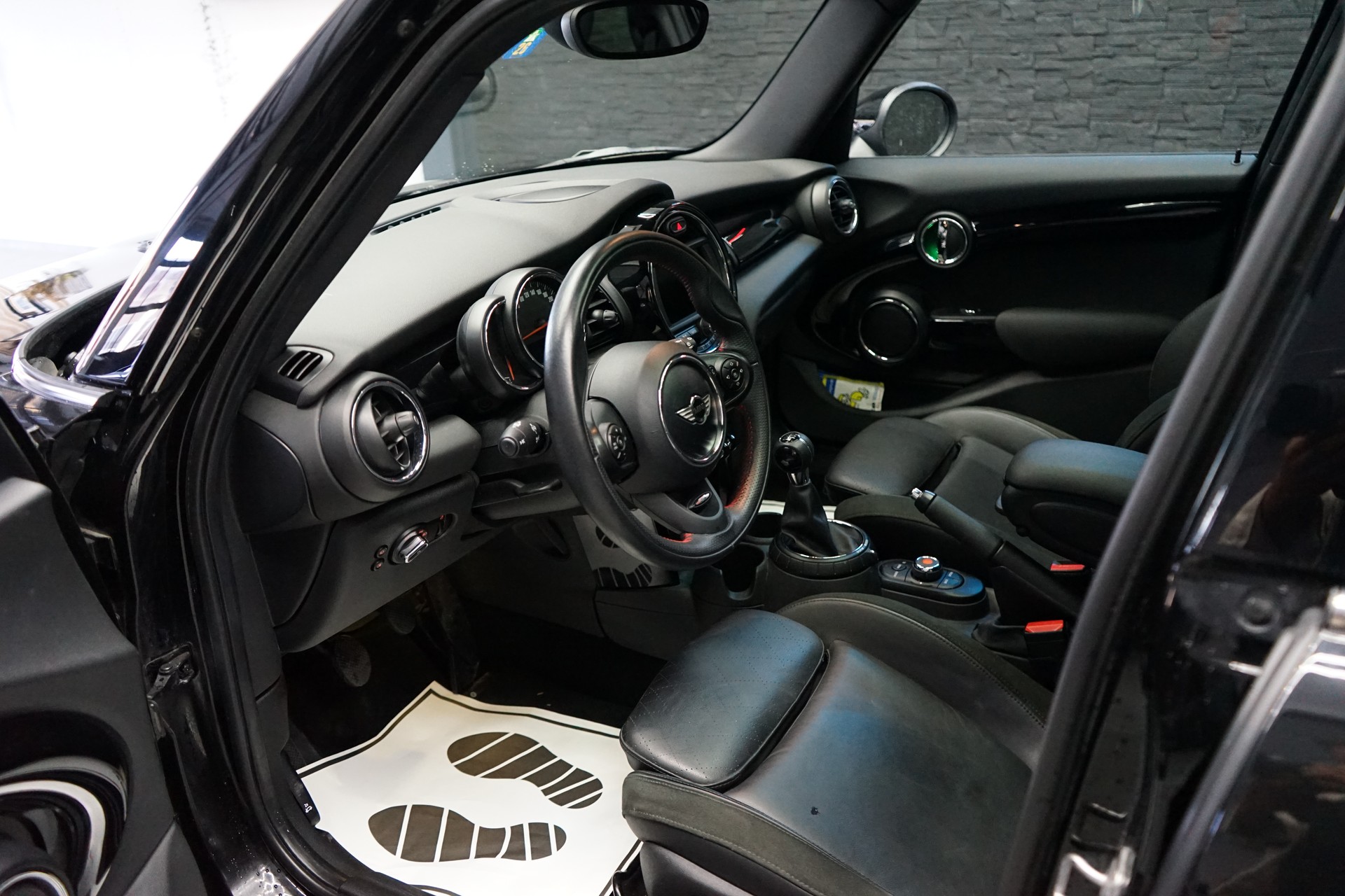 MINI Cooper S-image-3
