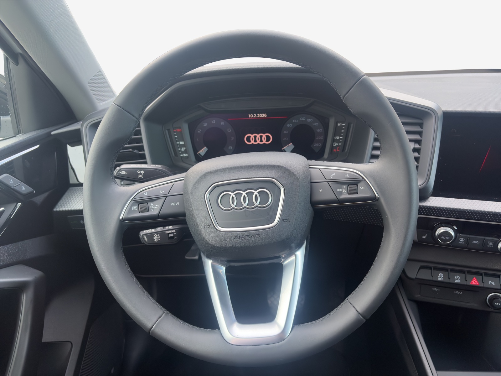 AUDI A1 Sportback 30 TFSI Attraction S-tronic-image-9